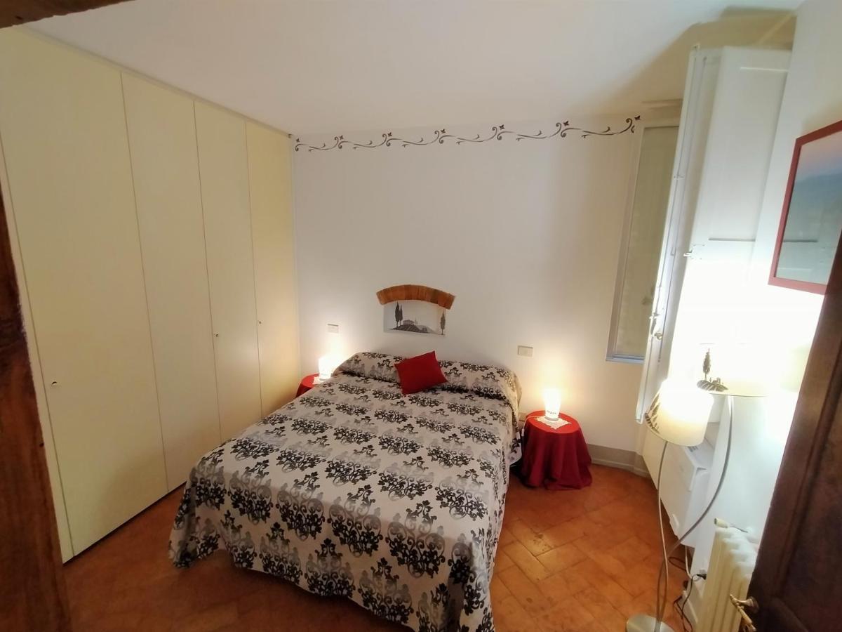Fuga D'Archi Apartment Siena Bagian luar foto
